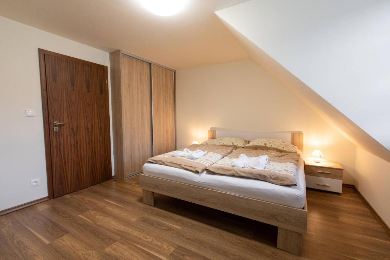 Pod Zakletym - Apartment Ricky (Hradec Kralove)