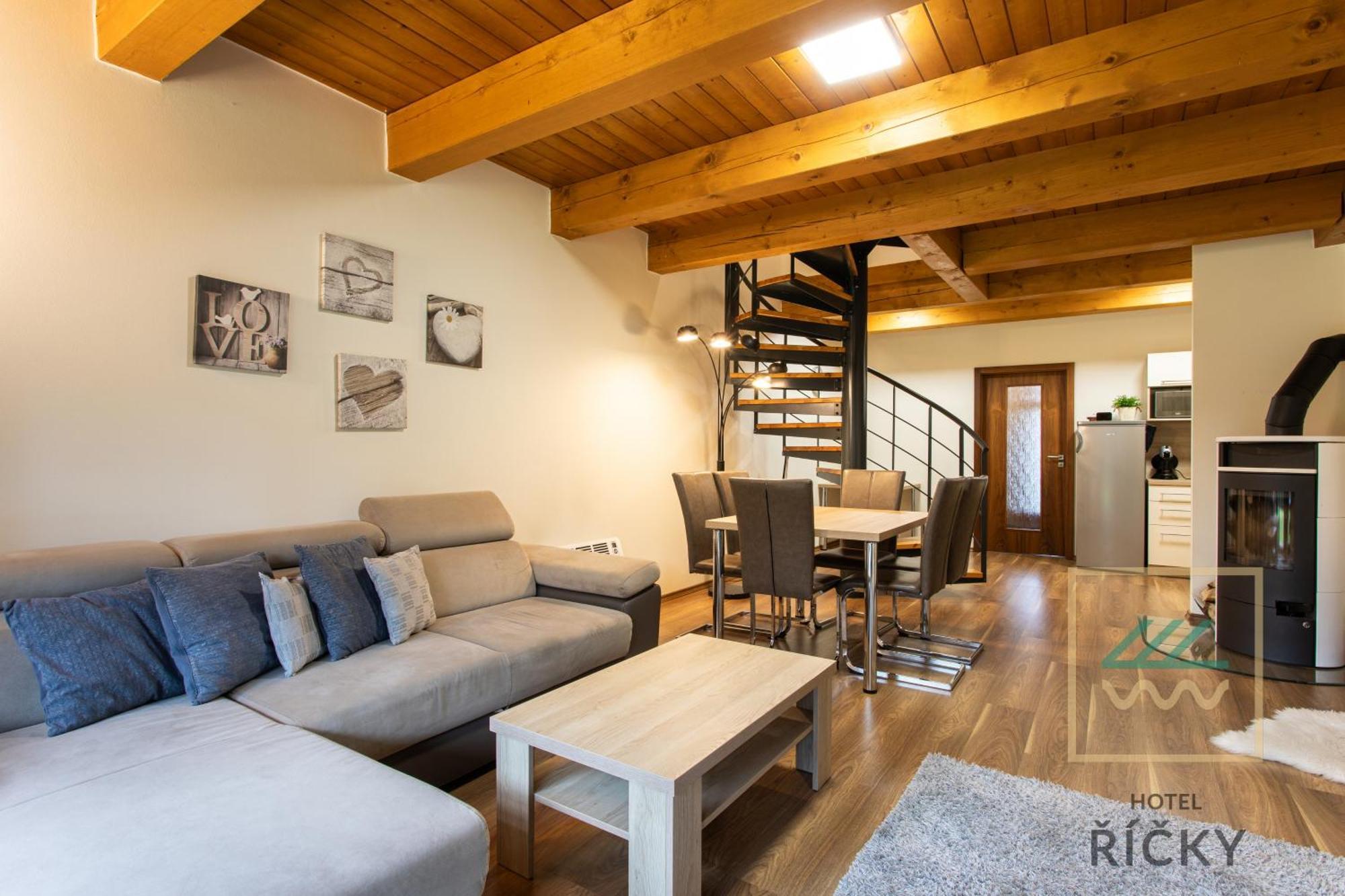 Apartment Pod Zakletym - Ricky (Hradec Kralove)